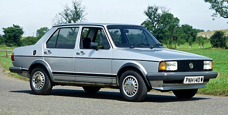 Под названием Volkswagen Jetta выпускался Golf с кузовом седан