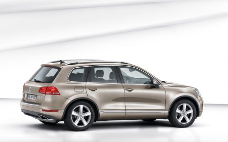 Официальные фото нового Volkswagen Touareg