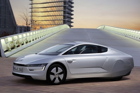 Volkswagen XL1 – самый дорогой гибридный ситикар